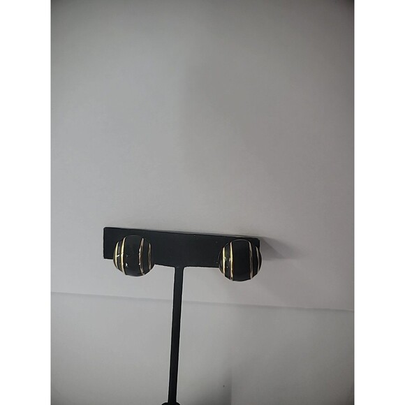 Vintage Monet Earrings Clip On Round Black Gold Tone Accents Jewelry Costume - Picture 7 of 11